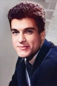 Иззет Гюнай